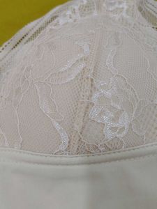 283 -- Lace Trimmed Bralette