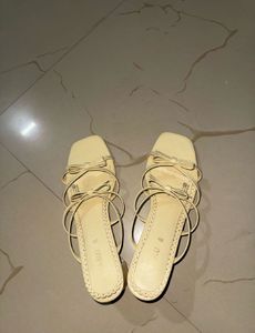 Chic Bow Detail Block Heels
