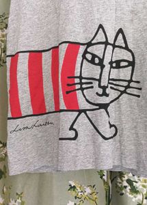 UNQLO Gray Cat Graphic T-Shirt