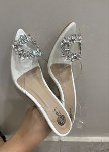 NEW Sparkling Crystal Embellished White Sandals