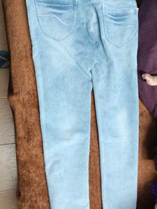 Lee Jeans