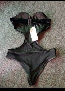 Elegant Black Lace Teddy Bodysuit 2