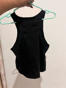 BLACK TOP