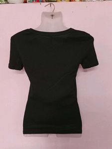 DEFACTO Women's Black Tshirt/Top