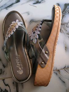 Sandal