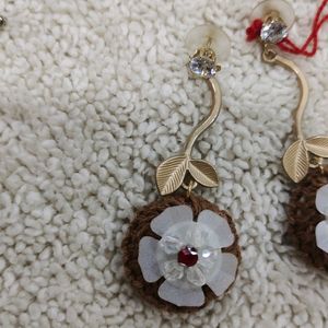 Designer earing