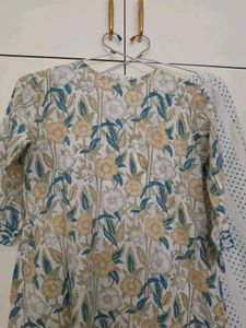 Beautiful Floral Print Kurta Set