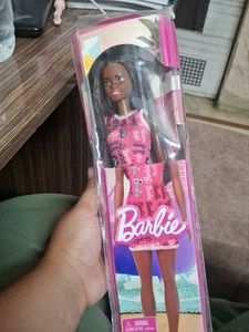 Barbie Doll - Fashionable Playtime Fun