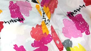 Vibrant  Print Wrap shirt 🍡🌼