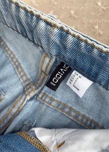 H&amp;M ripped Jeans