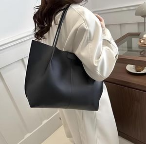 Chic Black Tote Bag