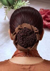 Bun scrunchie with claw clip