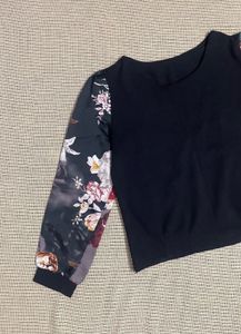 Floral Sleeve Top