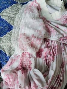 Floral Print Pleated Midi Dress