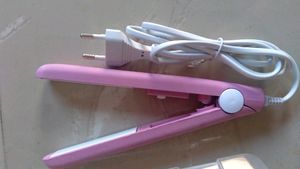 Electronic Hair Straightener