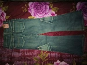 Y2K EMBELLISHED FLARED JEANS