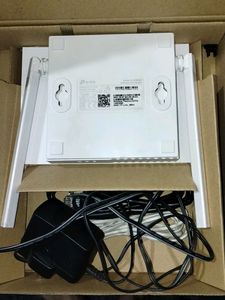 Tp Link WR820N 300MBPS ROUTER
