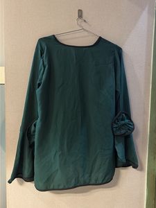 Elegant Green Top with Bow Detail