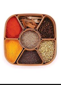 Multi-Compartment Spice Box