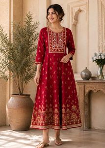 Beautiful Red Embellished Kurta