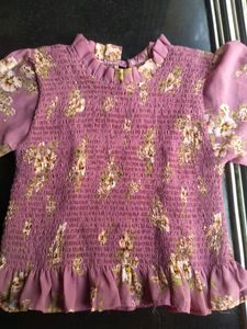NEW FUNKY CROP TOP WITH PUFFY SLEEVES