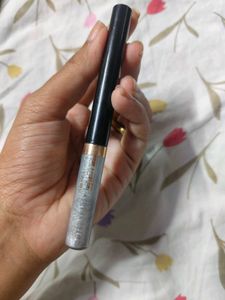 Shimmery Silver Eyeliner