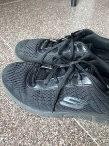 SKECHERS Men Shoes With Memory Foam Lite Wei