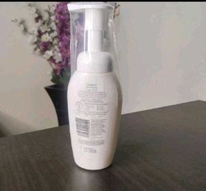 Cetaphil Soothing Foam Wash