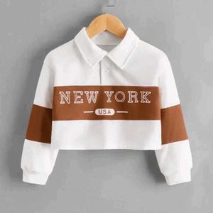 Trendy New York Cropped Sweatshirt