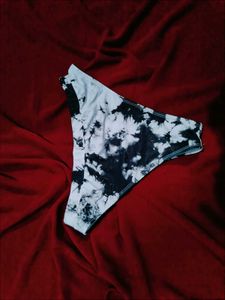 🇳🇿💫🎀Stylish Tie-Dye Thong Panty