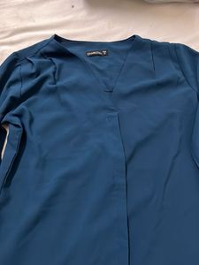 Elegant Teal V-Neck Blouse