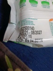 Himalaya Purifying Neem Facial Wipes