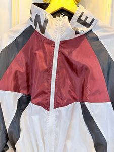 Free size windbreaker jacket