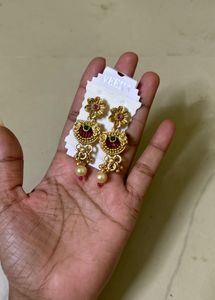 2 copper Unused Exquisite Traditional Gold Earring