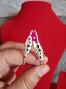 Beautiful New Adjustable Baby Bracelet