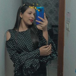 🔥🔥Black Polka Dot Cold Shoulder Top