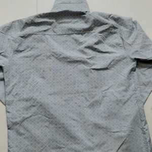 Patterned Casual Shirt in excellent condition