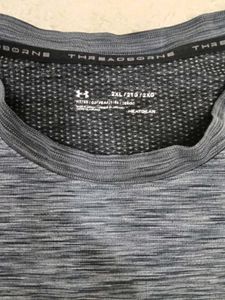 Under Armour Long Sleeve T-Shirt