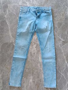 Light Wash Skinny Jeans