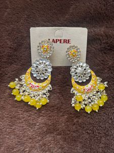 Beautiful Yellow &amp; White Dangler Earrings