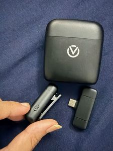 VOOK Professional Wireless  mic with charg