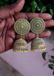 Green colour Jhumka Earrings💚