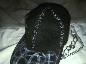 SALE🚨Centipede Distressed Cap
