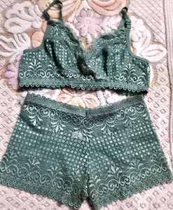 Women's Lace Bralette &amp; Panty Set