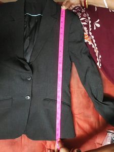 New From Closet|Charcoal|Arrow|W/o Tag