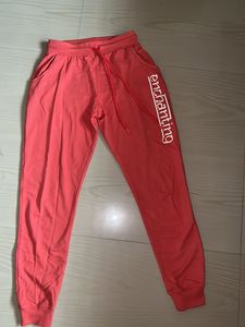 Bought This From Dmart  And The Zise Is Medium