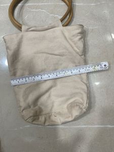 Crocheted Bucket Bag with Wooden Handles