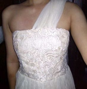 Chic Lace &amp; Tulle Strapless Dress