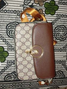 Chic Crossbody Handbag