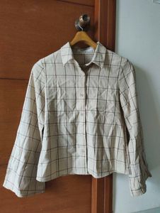Classic Plaid Button-Up Korean Shirt 🤎